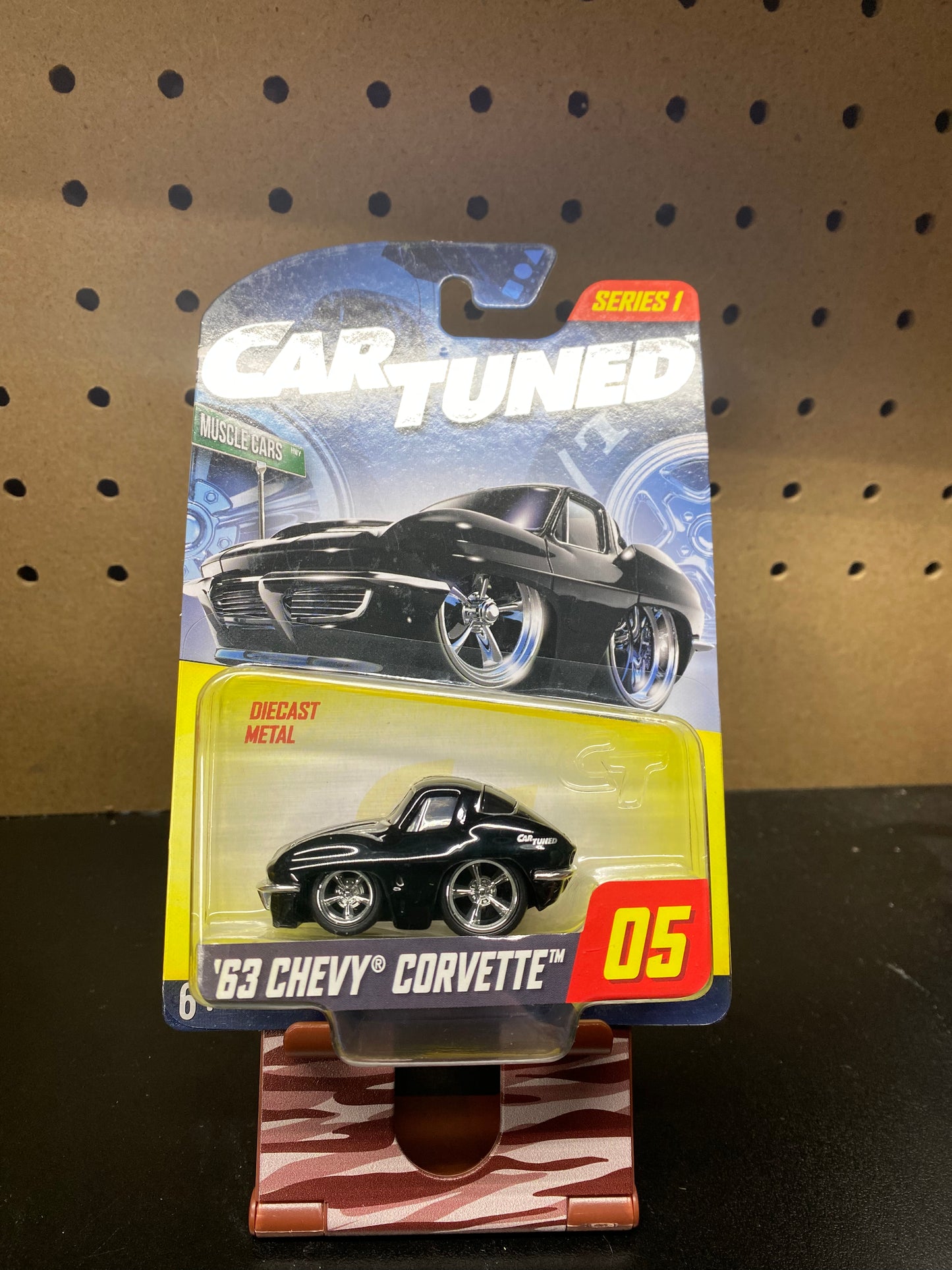 Car Tuned Series 1 WALGREENS Exclusive - 1963 Chevy Corvette HOT MGA #5